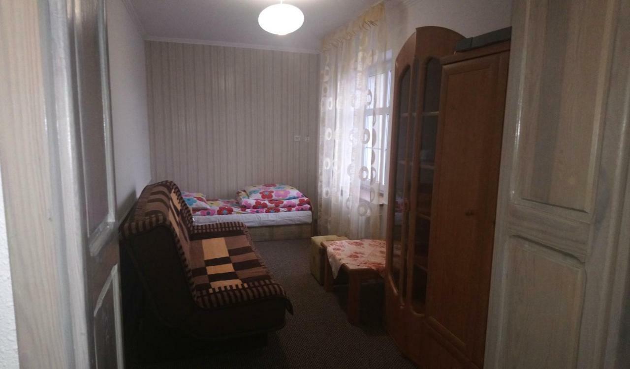 Pokoje Goscinne Straznica Jarosławiec Exterior foto