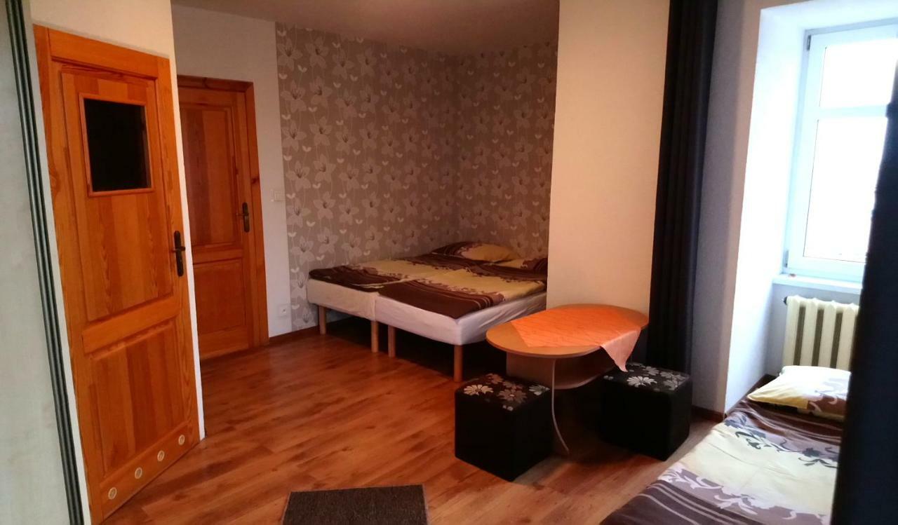 Pokoje Goscinne Straznica Jarosławiec Exterior foto