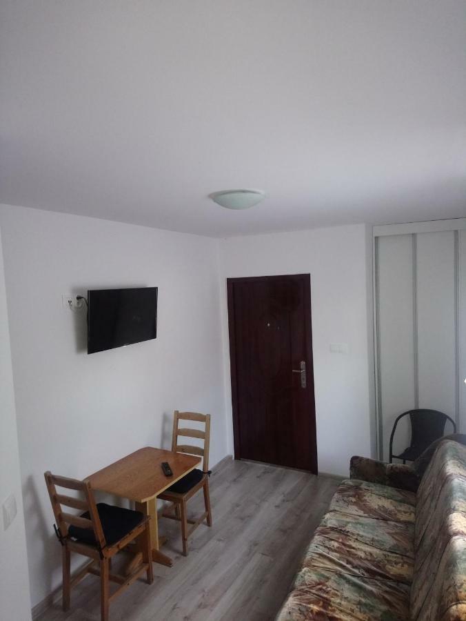 Pokoje Goscinne Straznica Jarosławiec Exterior foto