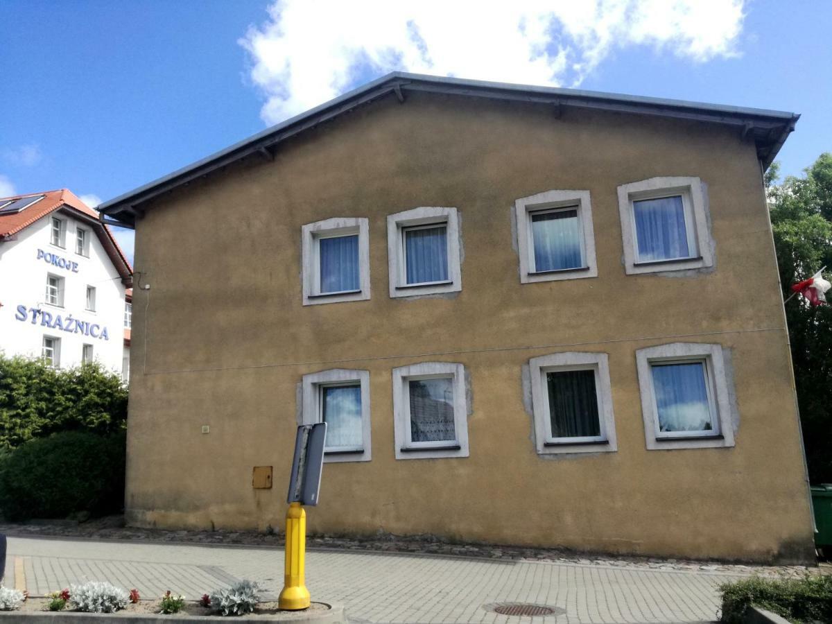 Pokoje Goscinne Straznica Jarosławiec Exterior foto