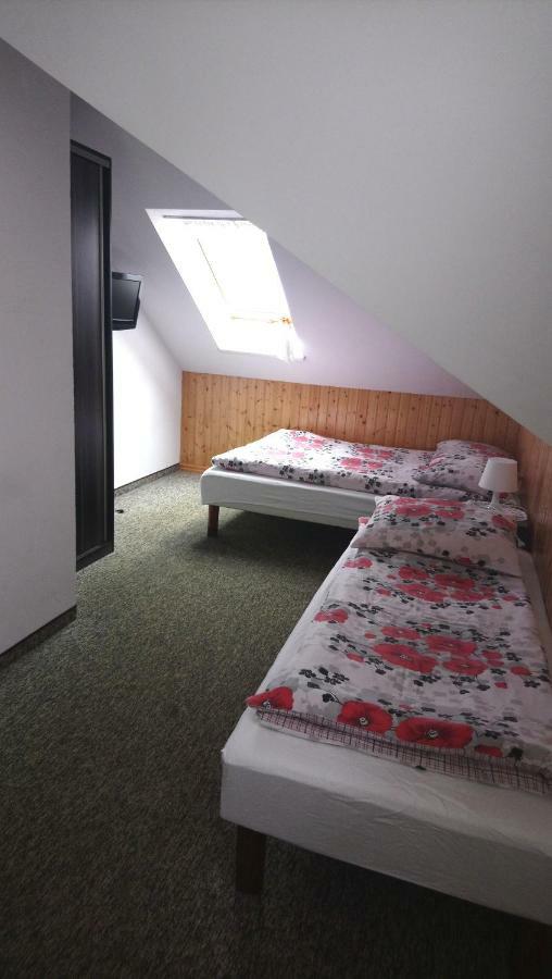 Pokoje Goscinne Straznica Jarosławiec Quarto foto